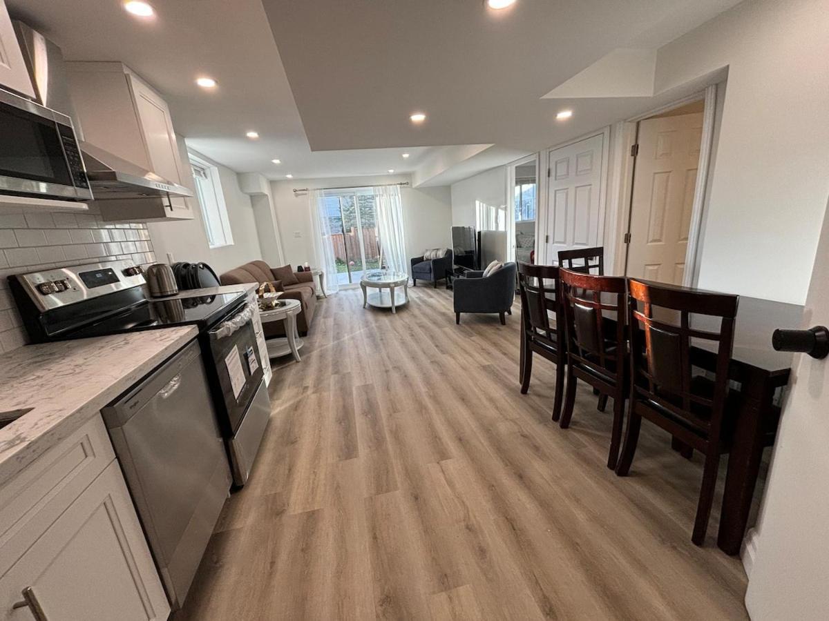 One-Bedroom Unit At Vista Hill Γουότερλου Εξωτερικό φωτογραφία